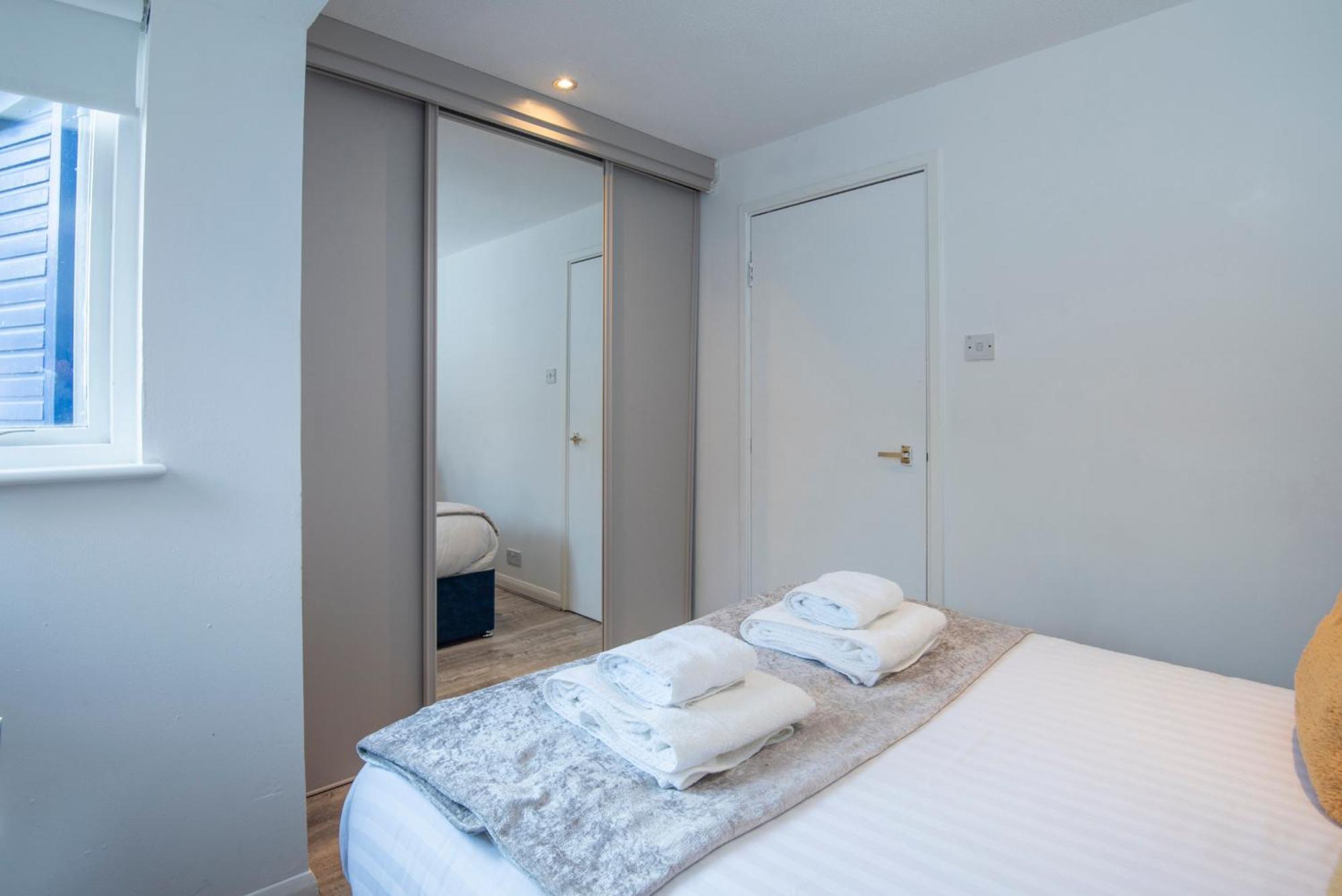 Ferienwohnung 2 Bed Town House With Garden In Hackney, London Exterior foto