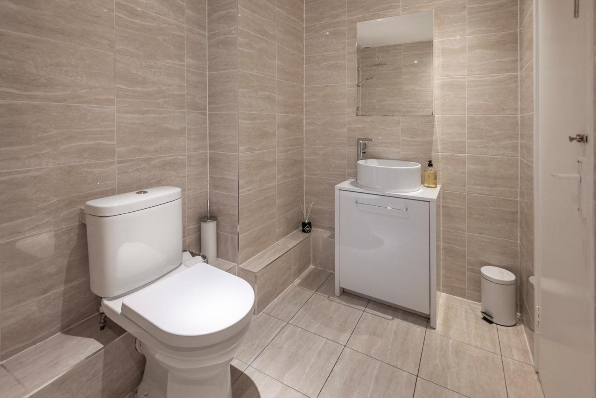 Ferienwohnung 2 Bed Town House With Garden In Hackney, London Exterior foto